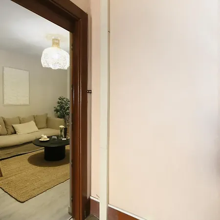 Expat Renting - Le Volta - Terrasse - Netflix Apartman *