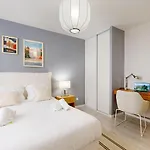 Expat Renting - Le Volta - Terrasse - Netflix *