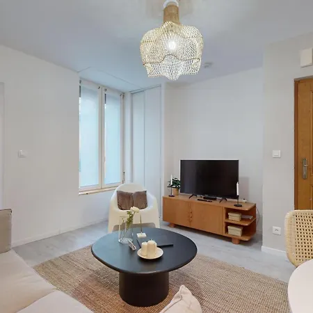 Expat Renting - Le Volta - Terrasse - Netflix Тулуза