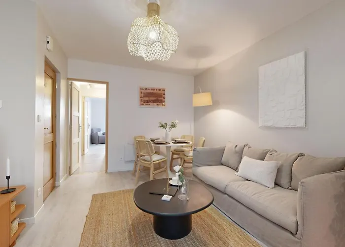 Apartment Expat Renting - Le Volta - Terrasse - Netflix *