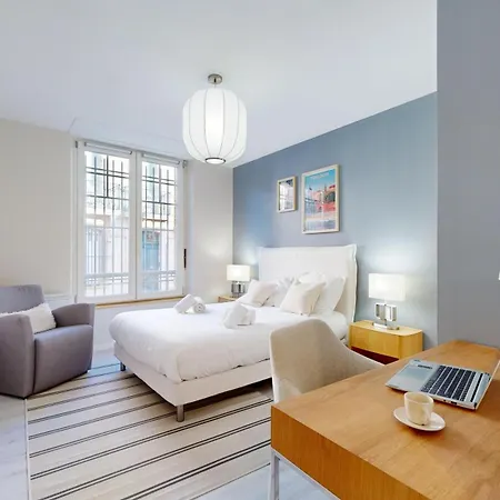 Expat Renting - Le Volta - Terrasse - Netflix *