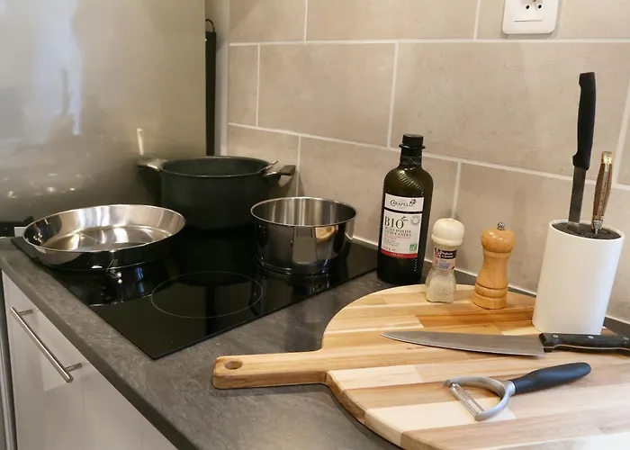 Expat Renting - Le Volta - Terrasse - Netflix