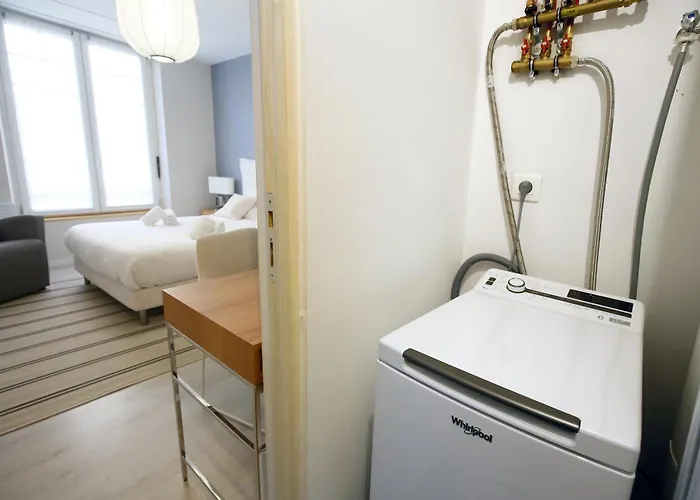 Expat Renting - Le Volta - Terrasse - Netflix Lejlighed