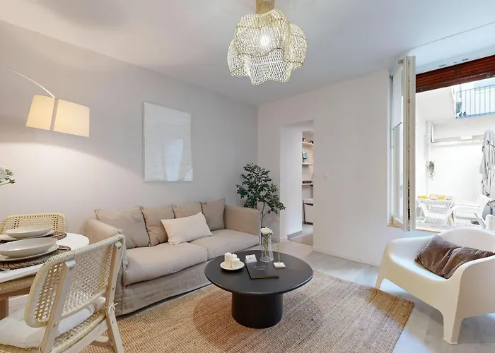 Expat Renting - Le Volta - Terrasse - Netflix